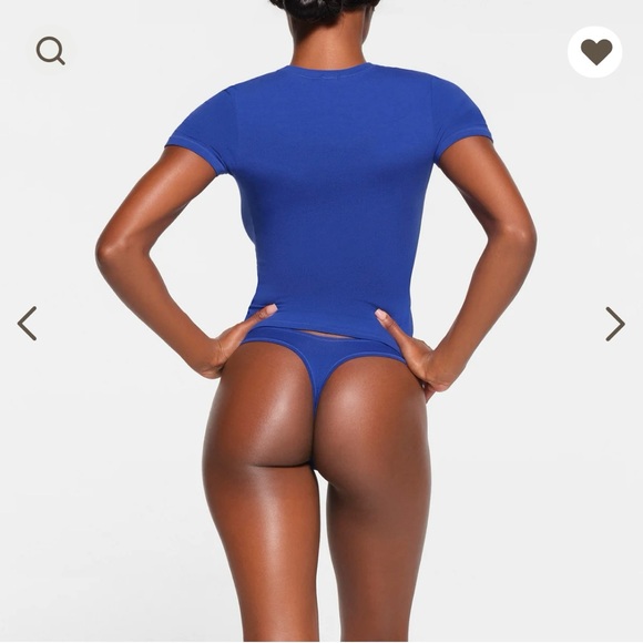 SKIMS Cotton Jersey T-Shirt in Cobalt Size Medium (Sold Out) - Picture 3 of 8